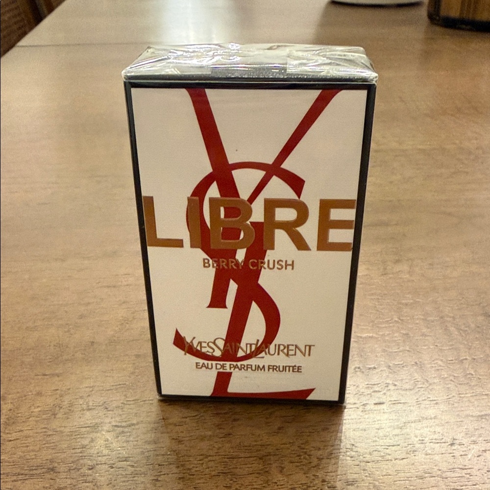 Yves Saint Laurent Libre Berry Crush with Raspberry - Picture 4 of 7